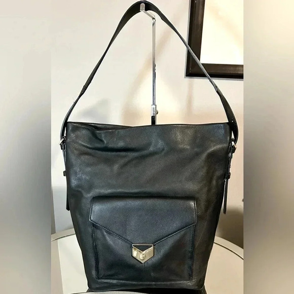 COVET Handbags - Gently Used COVET Black Leather Shoulder Bag